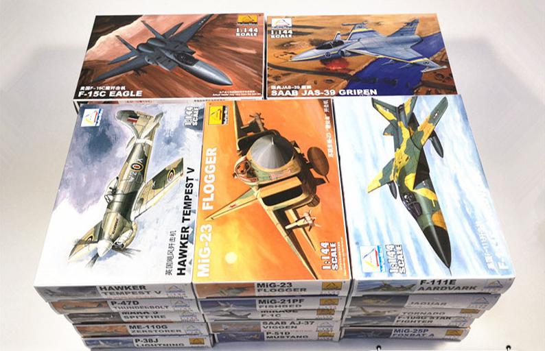 Model Kit Motor Nuclear - 25 SZTUK 1/144 Plastikowe Modelki Samolotów
