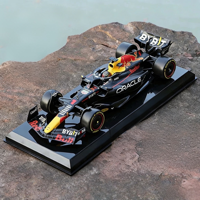 Model Kit F1 - 1:24 2023 Mistrz Red Bull RB19