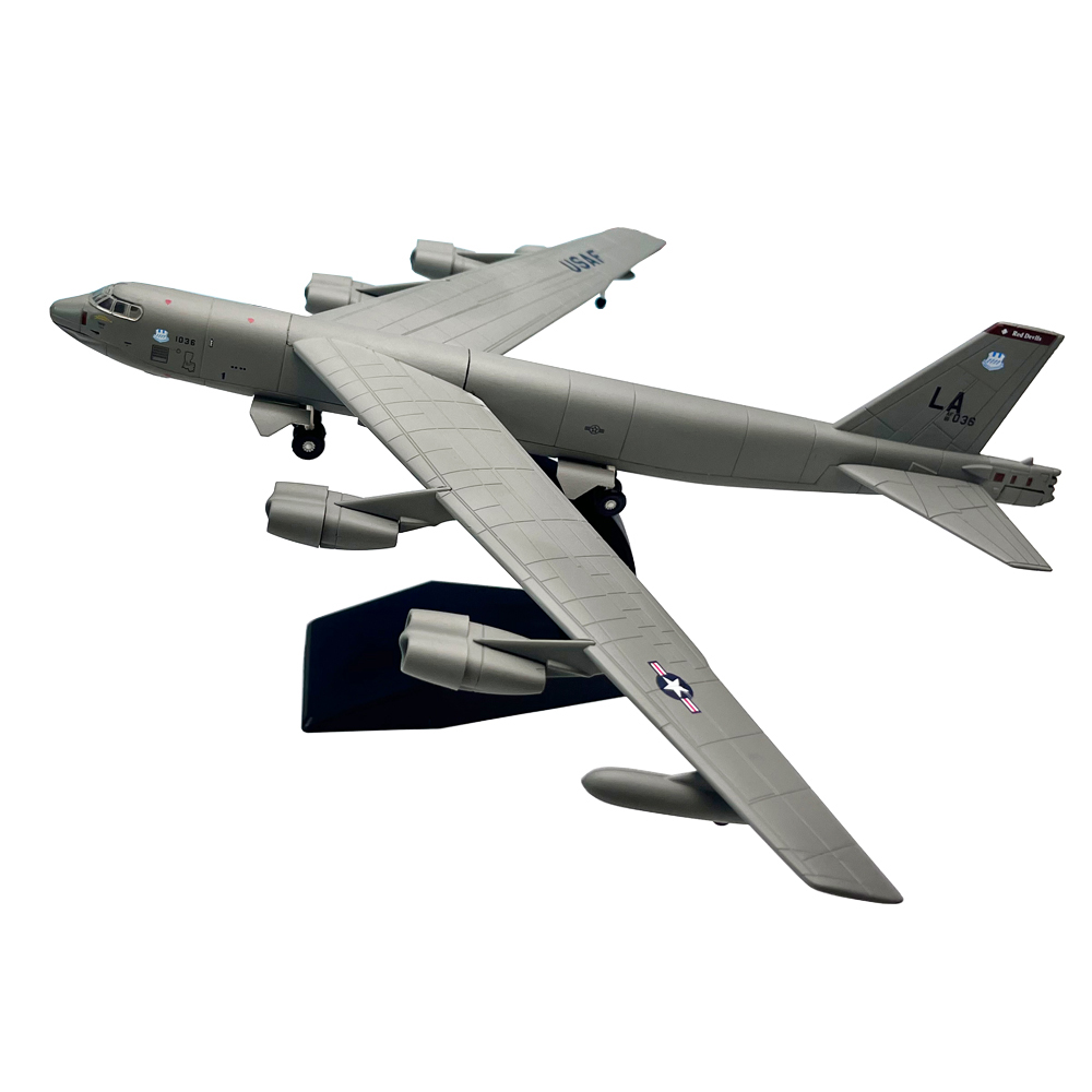 Model statku powietrznego B-52 – Model Kit Jet recenzja i cena