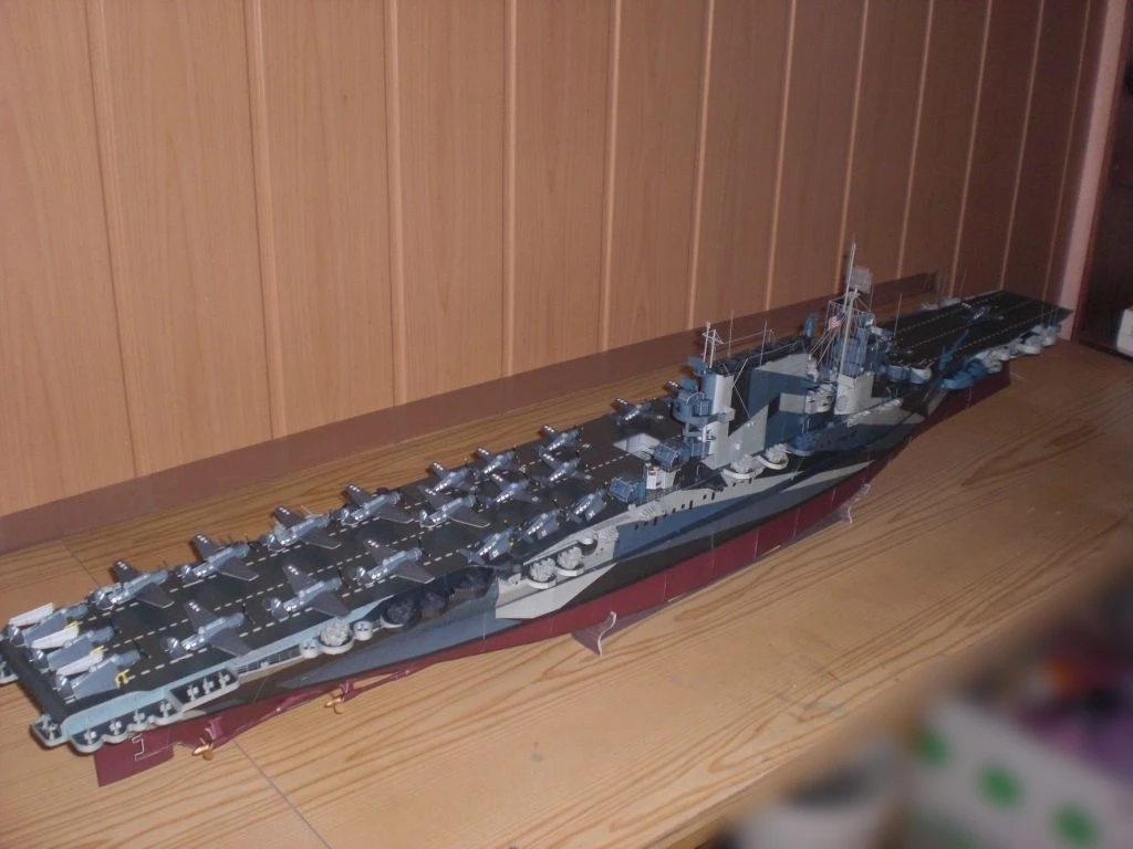 Układanka papierowa USS Sarato – Model Kit Uss Iowa recenzja i cena